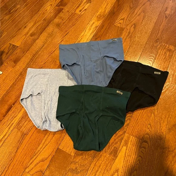 NWOT Men’s Hanes Comfort Soft Mid Rise Briefs, Bundle of 4, Large - Picture 2 of 12